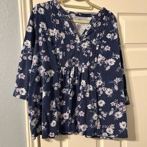 Croft & Barrow Women's Navy Floral Blouse